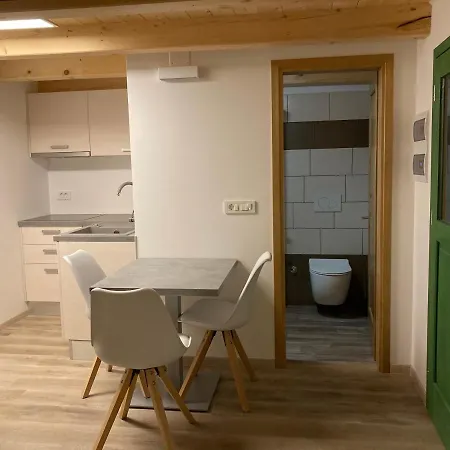 Apartma Hiska Daire *